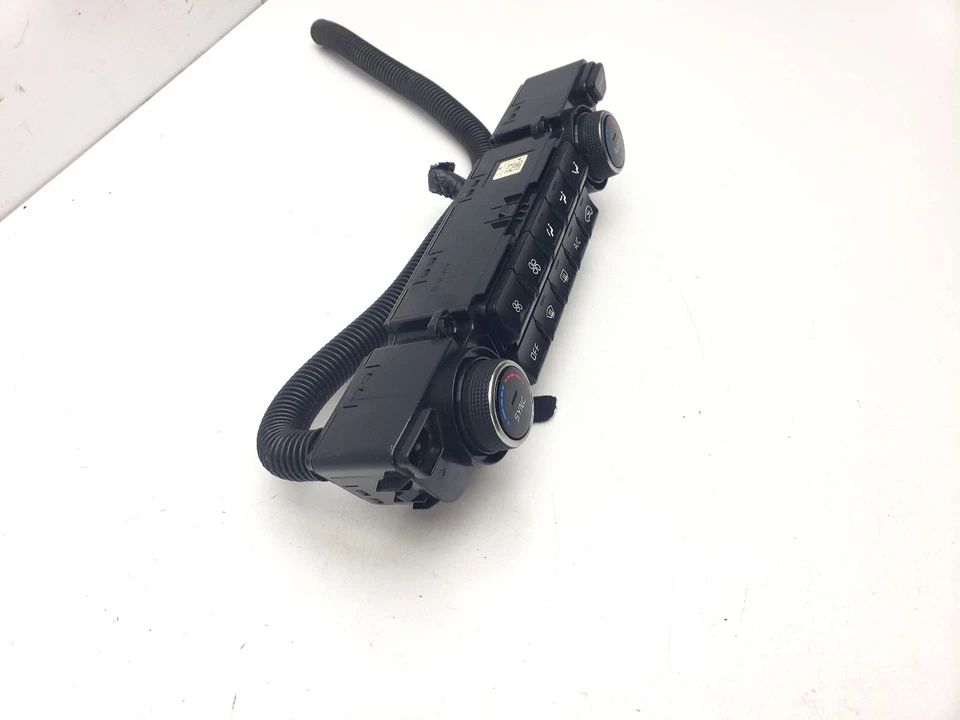 KIA SPORTAGE MK4 A/C AIR CON HEATER CLIMATE CONTROL SWITCH PANEL 2017 - Image 4 of 4