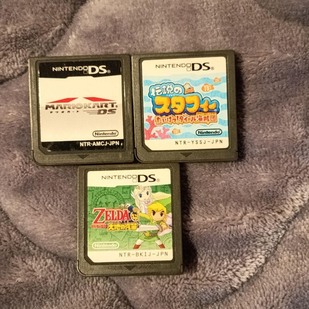 伊*5様 Nintendo DSシリーズ 3台セット ゲームカード付き 伊*5様 Nintendo DSシリーズ 3台セット ゲームカード付き