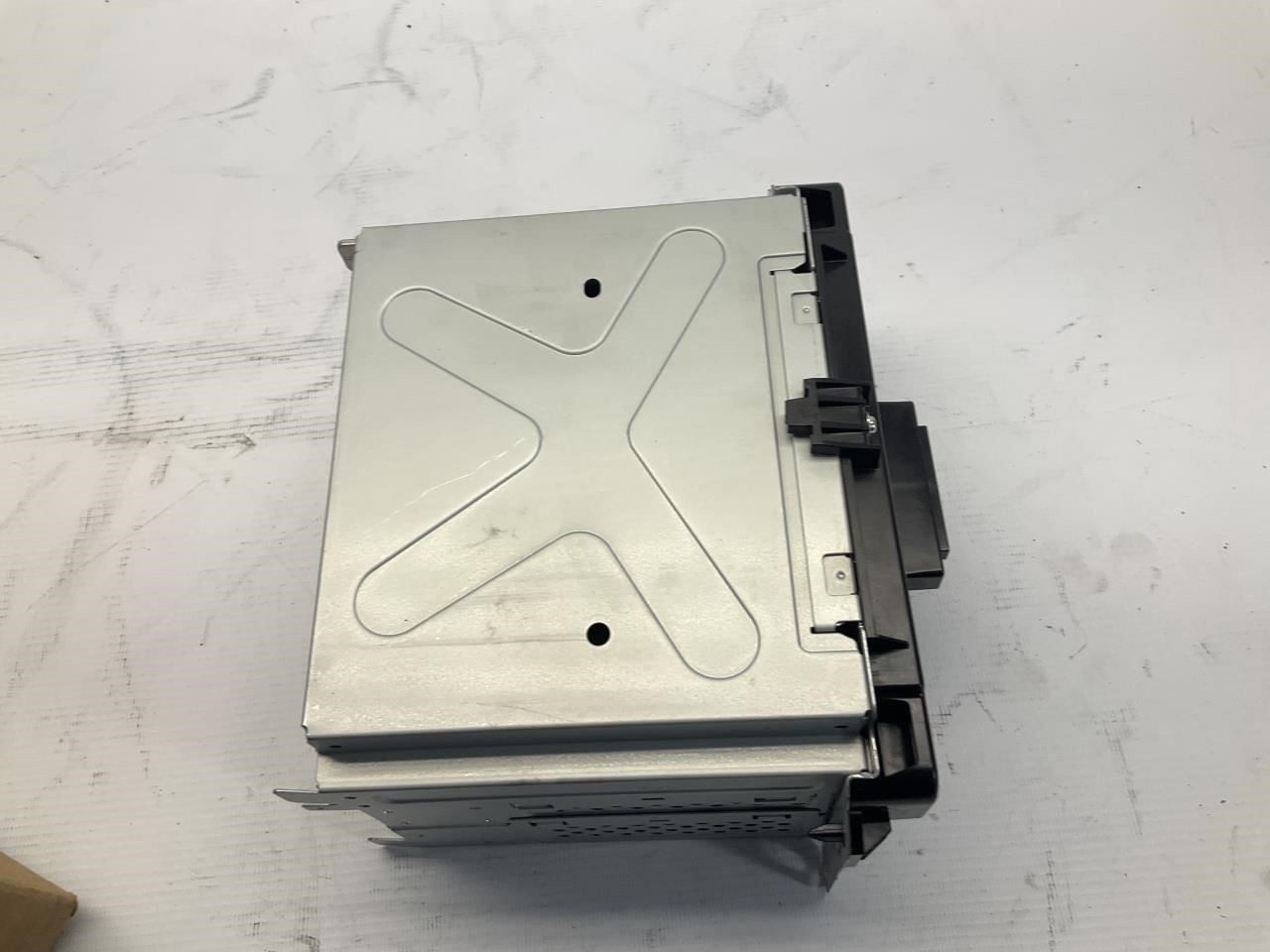14-17 Maserati Ghibli SQ4 Audio Equipment Radio Head Unit RB5 USA Q
