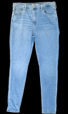 Levi's 720 High Rise Super Skinny Light Wash Blue Denim Jeans 5-Pocket