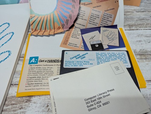 1987 AppleWorks Databases A Hands On Guide, Complete Kit 5.25 Floppy - Afbeelding 8 van 19