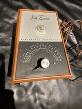 Vintage SETH THOMAS ELECTRONIC METRONOME Electric Light Up Pulse E962-000 Works