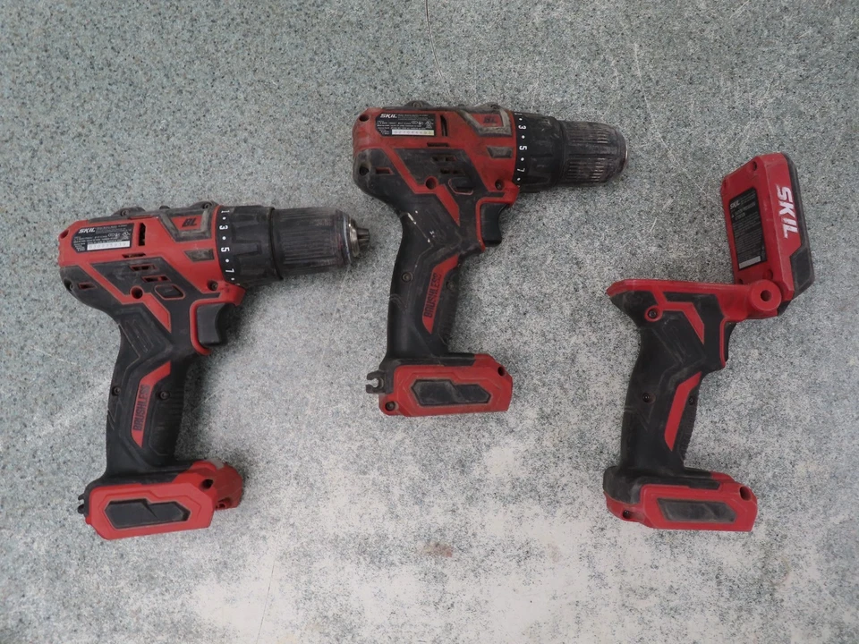 SKIL 20V PWR CORE Lithium Ion 4 Power Tool Combo - Image 3 of 4