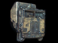 TE07147 VINTAGE 1970s CUT-OUT  18-WHEEL SEMI-TRUCK  BRASSTONE BELT BUCKLE
