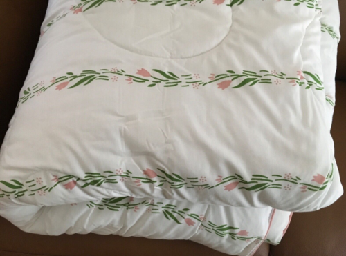 Laura Ashley Castleberry Pink Tulip Comforter Double/Full Size - So Charming - Picture 1 of 11