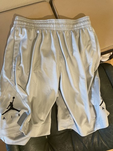 Jordan Pantaloncini Grigio Da Uomo Grande Nuova | eBay