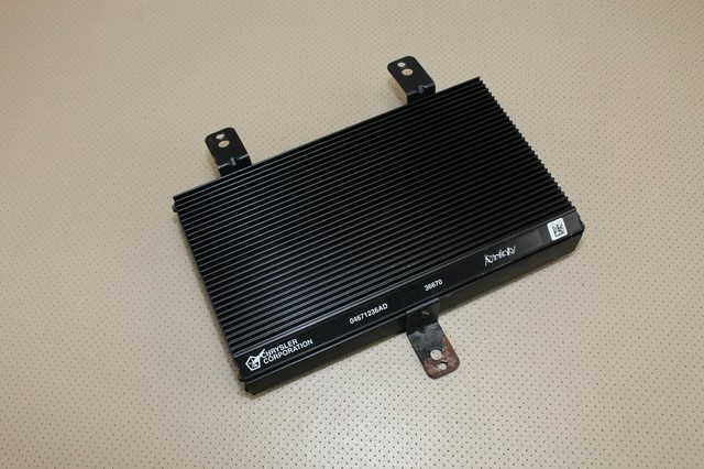 1997-2000 Chrysler Sebring Infinity Radio Amplifier 04671236AD Amp