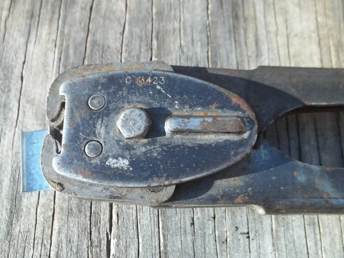 2 Signode Tool 3/8" - 1/2" Tensioner + Strapping Crimper Sealer Strapping Tool - Picture 7 of 15