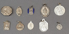 Lot de 10 médailles religieuse anciennes #63