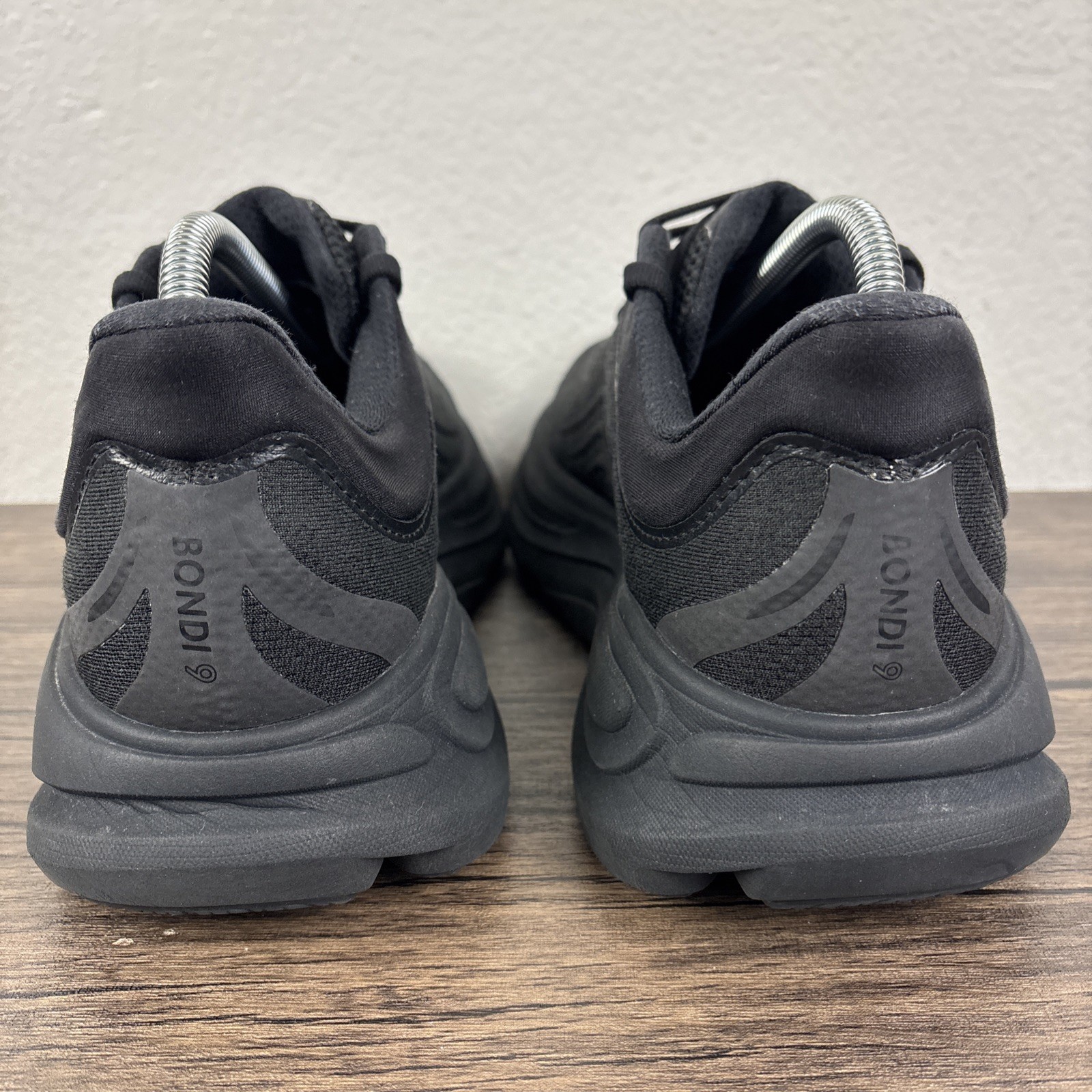 Hoka One One Bondi 9 Women's Size 10D Triple Black Running Shoes Sneaker Comfort thumbnail 6