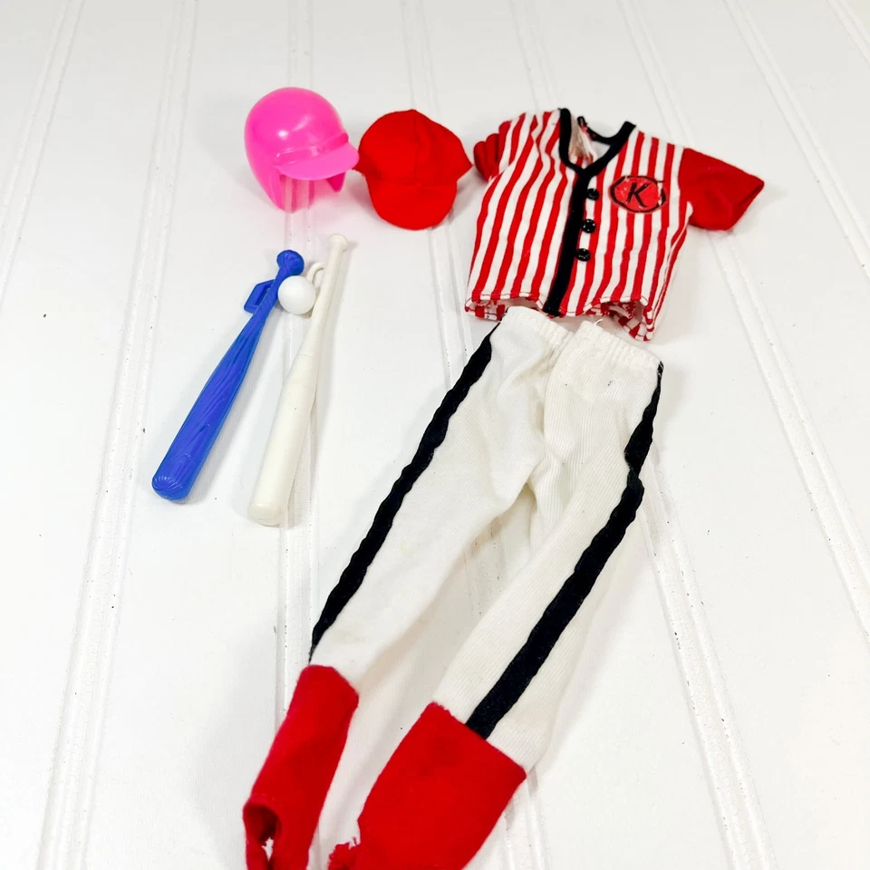 Ken 棒球套装 14376 1995 复古易穿时尚芭比娃娃带球棒 — 第 2/4 张图片