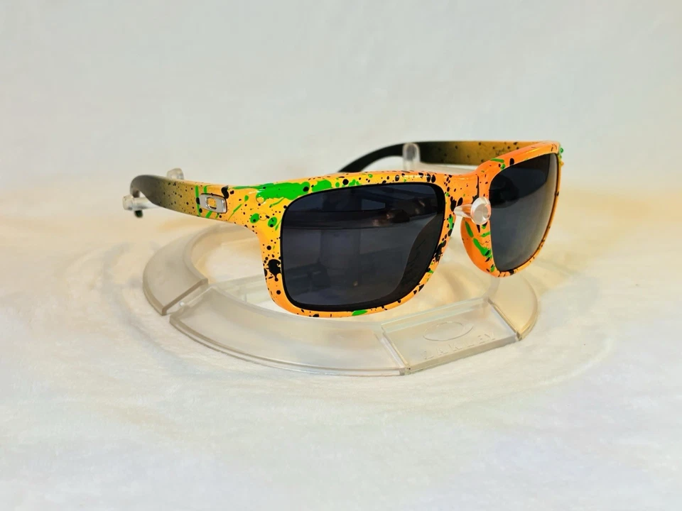 Gafas de sol personalizadas Oakley Holbrook Halloween naranja salpicaduras con lentes negras #756 Foto 4 de 4