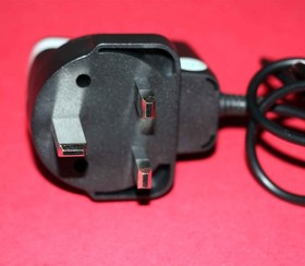 Sega MegaDrive Classic Game Console with 2 controllers, power supply and cables.