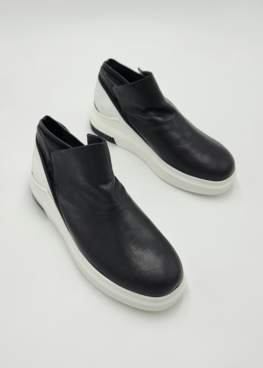 Cinzia Araia Men's Black Leather & White Sole Pull-On Sneakers US