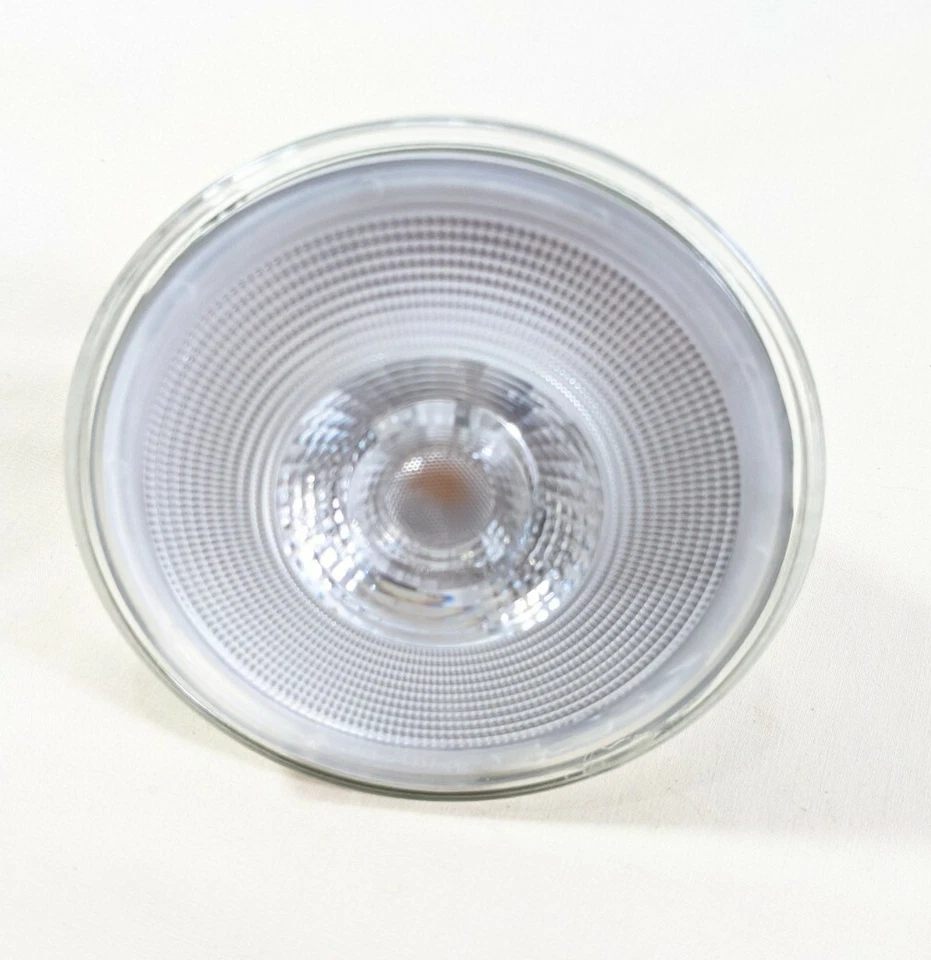 PHILIPS Dimmable PAR30S 12Watts Output 850Lumens 22+ Year Life Flood Light Bulb - Image 4 of 4