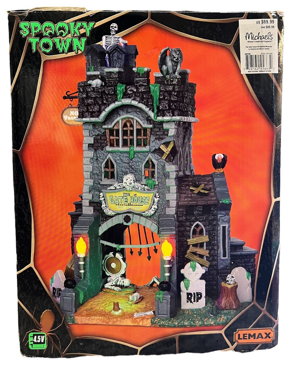 Lemax Spooky Town The Gate House At Haunted Meadows 45663
