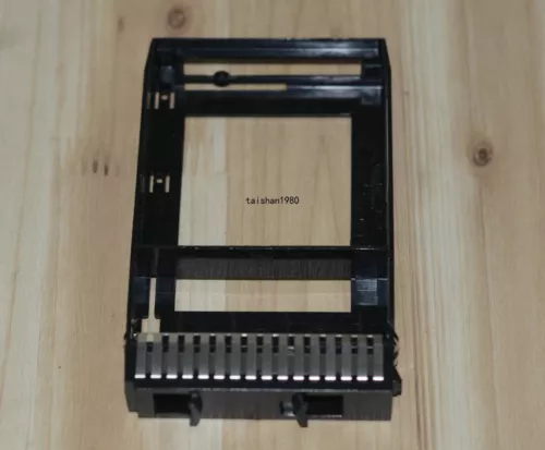 Lenov IBM FOR x3650 M5 x3850 X6 2.5"Hard Drive Blank Filler Tray 00FW856