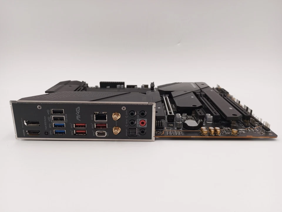 Placa base MSI MAG Z690 TOMAHAWK WIFI Intel Socket LGA 1700 DDR5 ATX - Imagen 3 de 4