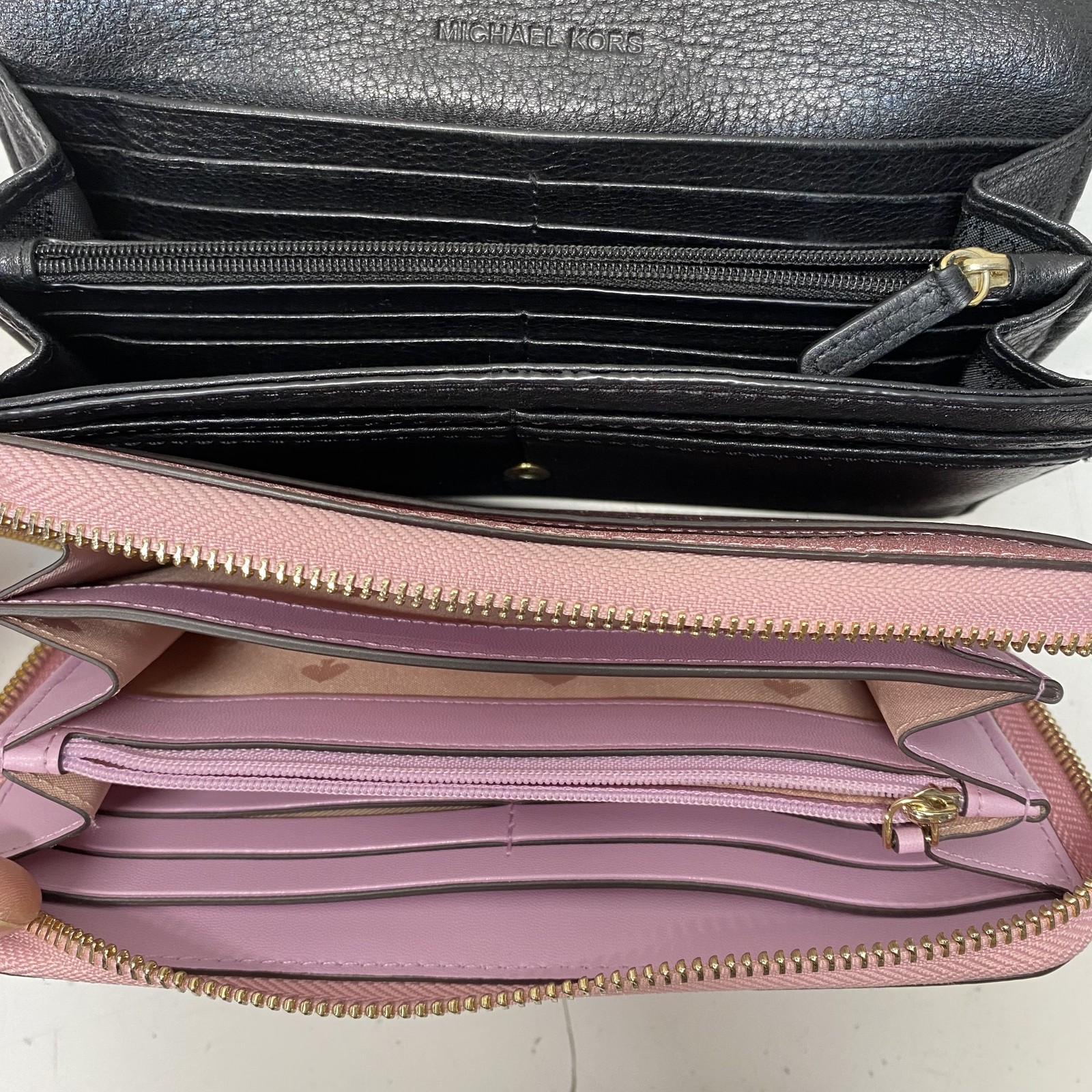 Various Wallets Assorted Lot - image 6