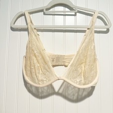 Soma Cream Lace Plunge Bra Underwire Size 36DD
