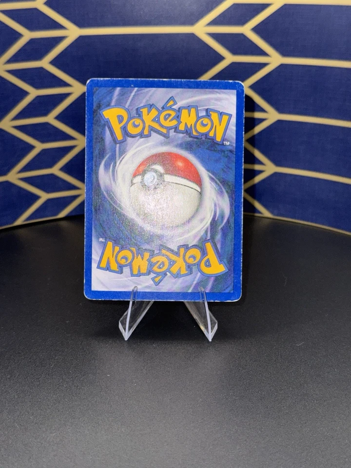 Gyarados 006/102 Base Set (Shadowless) Holo - Image 3 of 3