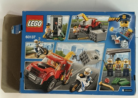 LEGO City Police Tow Truck Trouble 60137 Cop Chase On Patrol Retired