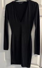 Pretty Little Thing PLT Black Long Sleeve V-Neck Dress - Size 6