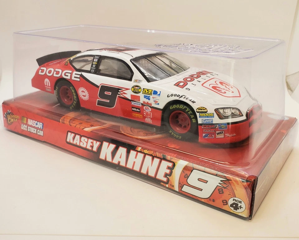 Kasey Kahne NASCAR 2007 Dodge Charger Dodge Dealers Car 1:24 Winners Circle #9 - Image 4 of 4