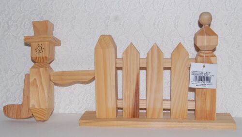 Large Wood 3D Unpainted FENCE/SHELF WITH SNOWMAN  2 Piece Ready to Paint/Stain  - Picture 1 of 2