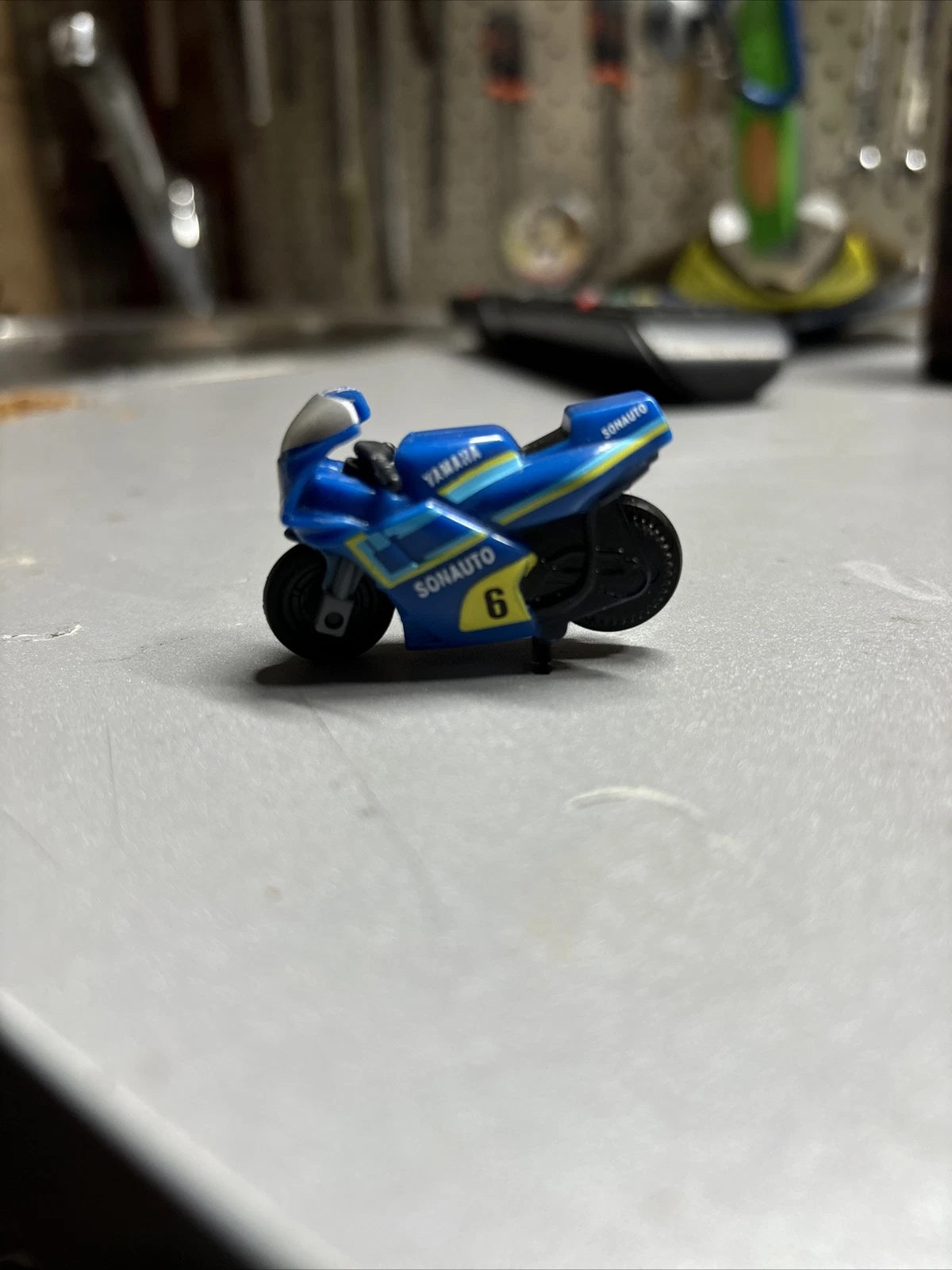 Picture 1 of 14