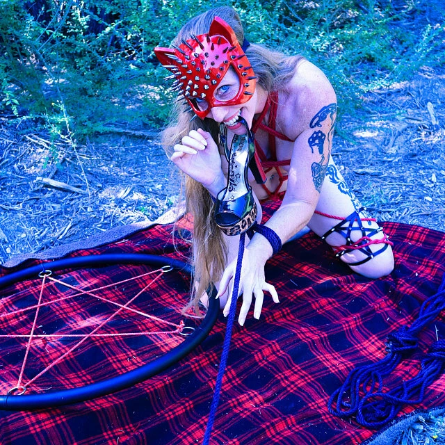 Steampunk Spike Cat Woman Masquerade Mask Cosplay Halloween Party Mask Costume - Image 2 of 2