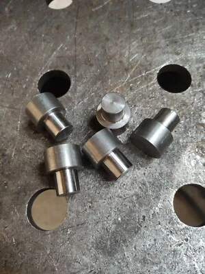 Spannbolzen Schweisstisch D16 D28 mm