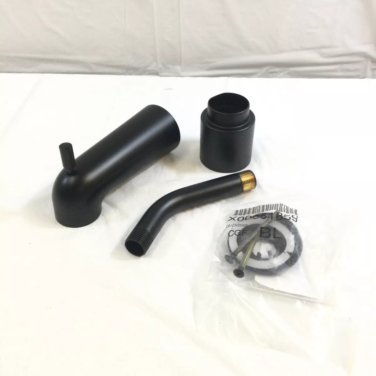Delta T14459-BL-PP Matte Black Max 1.75 GPM 80 PSI Modern Tub
