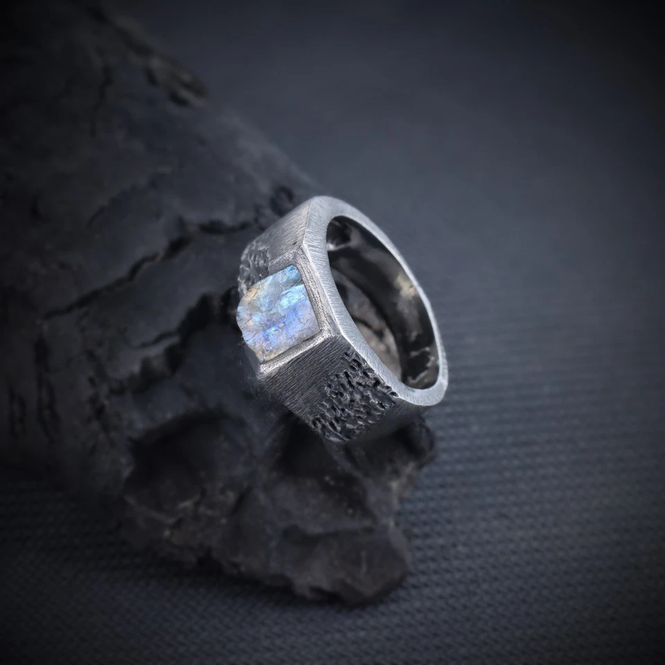 RAINBOW MOONSTONE RING 925 SILVER CRACK STONE RING VINTAGE SIGNET RING GIFT HIM - Image 2 of 4