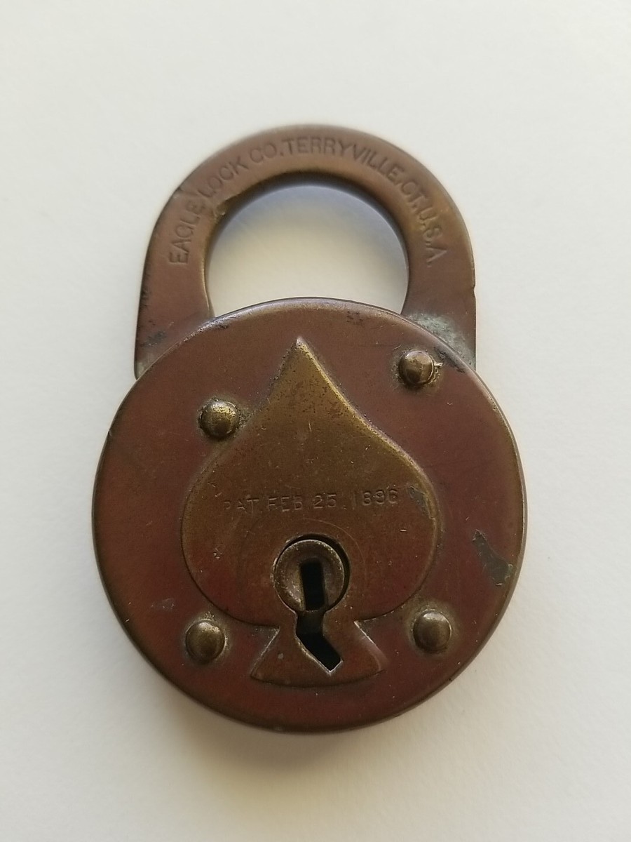 ANTIQUE EAGLE LOCK CO. TERRYVILLE CT. USA BRASS PADLOCK NO KEY Pat
