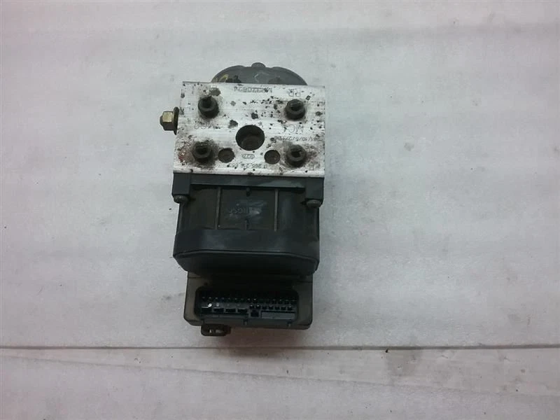 Conjunto de bomba de freno antibloqueo ABS MR370624 2002 Dodge Stratus 6-7-1N Foto 2 de 4