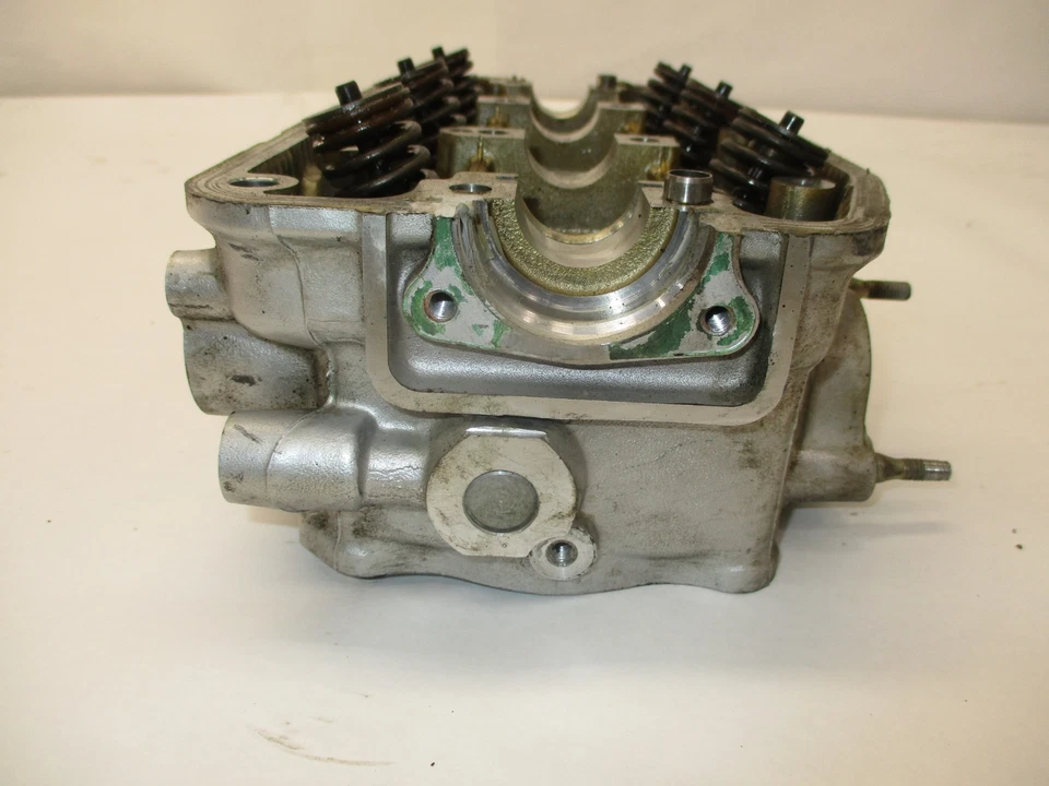98 HONDA GL1500 GOLDWING LEFT CYLINDER HEAD - Image 2 of 4