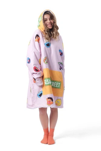 SESAME STREET HOODIE BLANKET