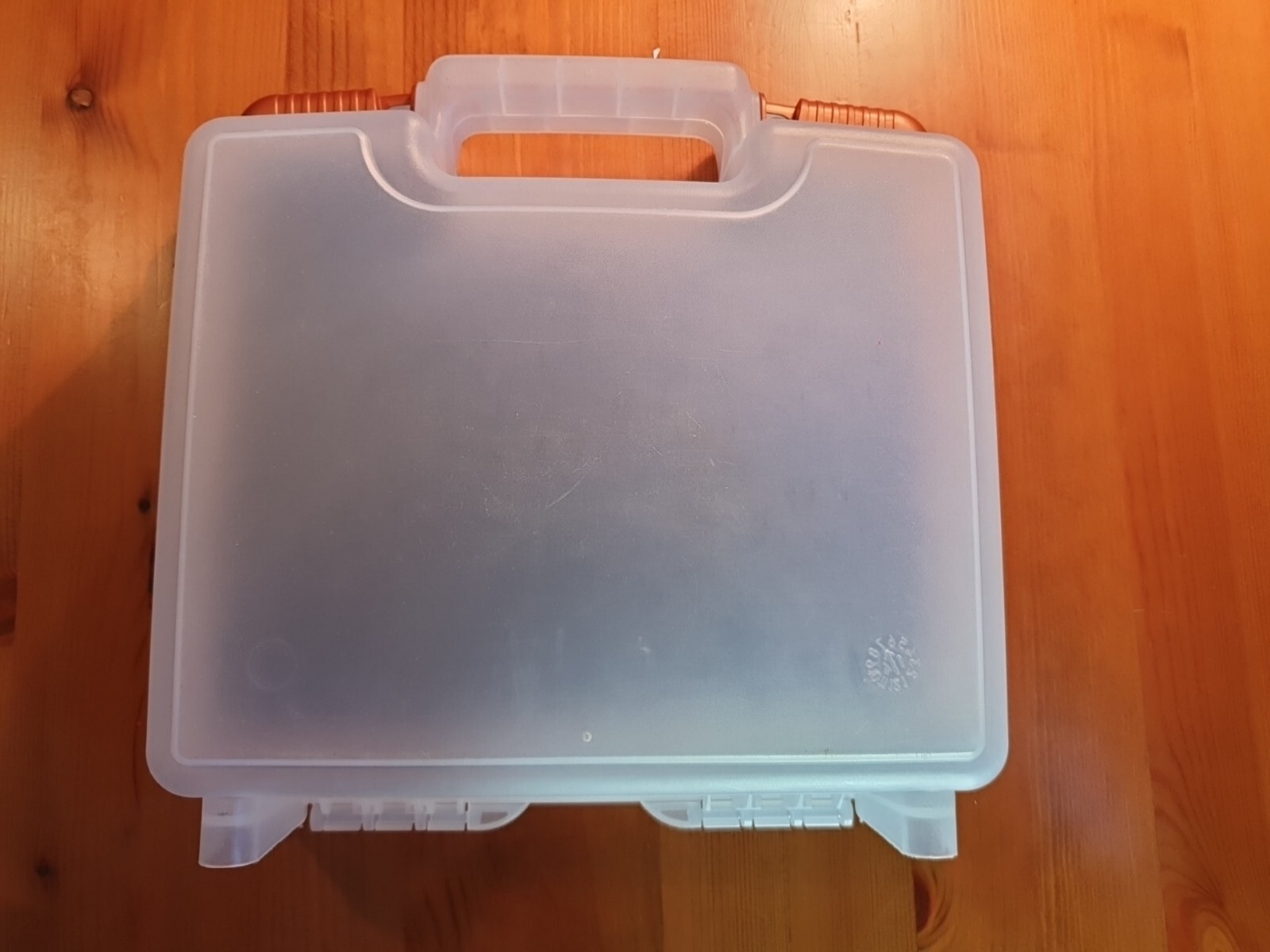 Artbin Die Storage Case, 6 x Sheets, Plus a Selection of Dies