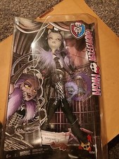 Monster High Freak Du Chic Clawdeen Wolf Doll...