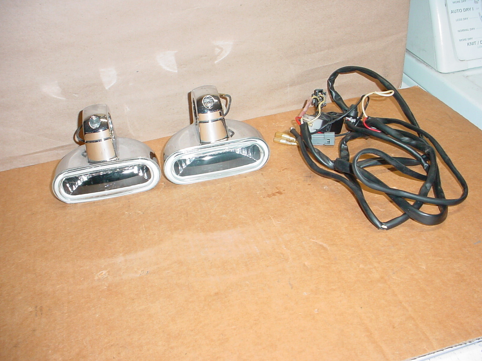 Harley Davidson Engine Guard Mount Fog Lights 6891398A 13077 eBay