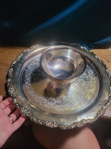 Vintage Royal Provincial Chip and Dip Server By Oneida Silversmiths 1987 - Picture 5 of 7
