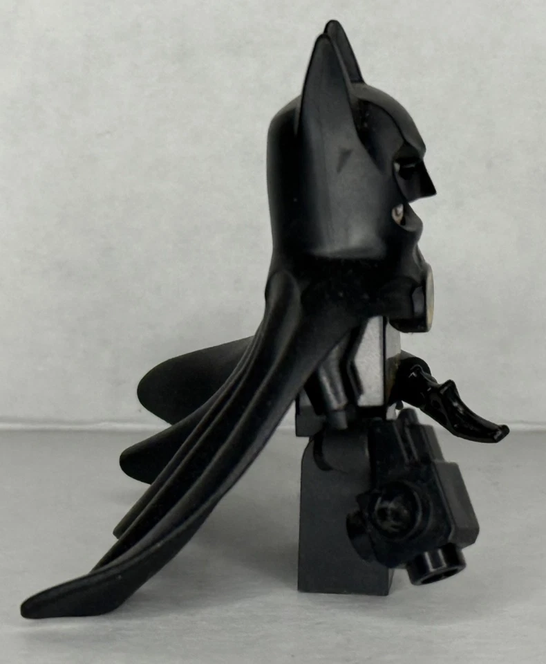 LEGO 1989 Batmobile Minifigures – Batman, Joker & Vicki Vale – Retired Set 76139 - Image 4 of 4