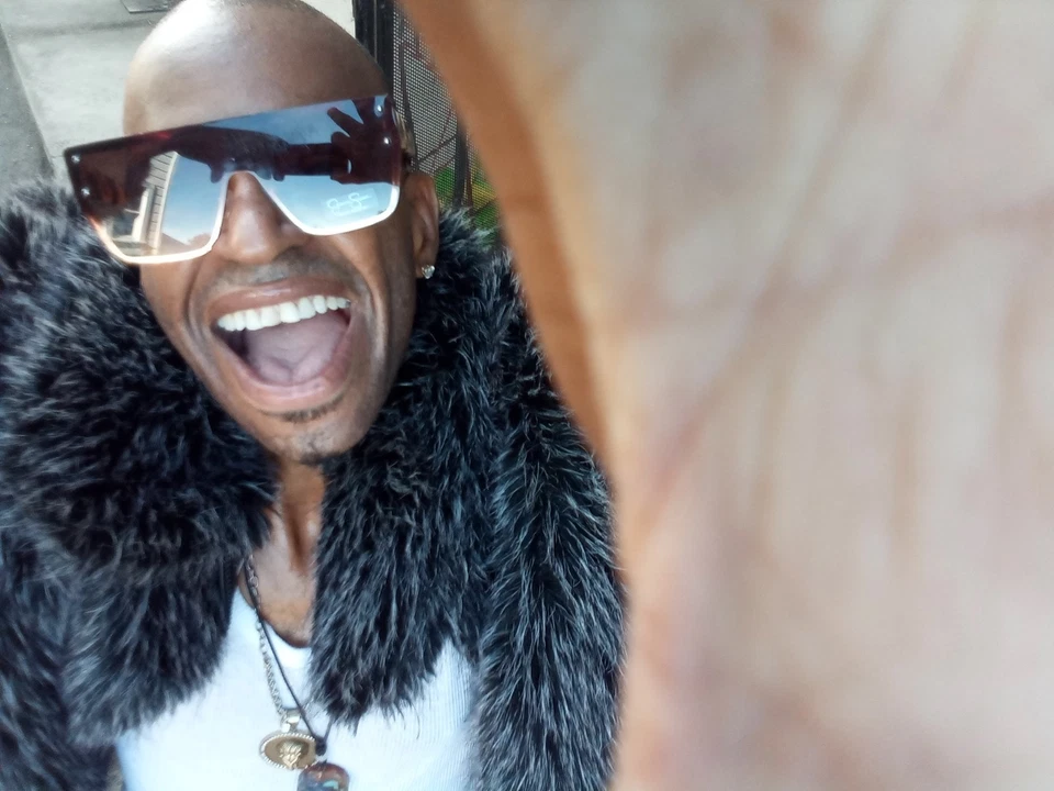 Gafas de sol negras Vla L diseño con caparazón de tortuga Jessica Simpson moda Foto 4 de 4