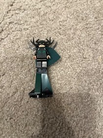 LEGO Hela Minifigure sh0406 Marvel Super Heroes From Set 76084 Battle For Asgard