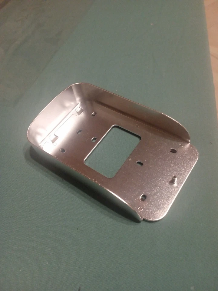 Tettuccio Di Ricambio Per BTicino 331860 Posto Esterno - Immagine 3 di 4