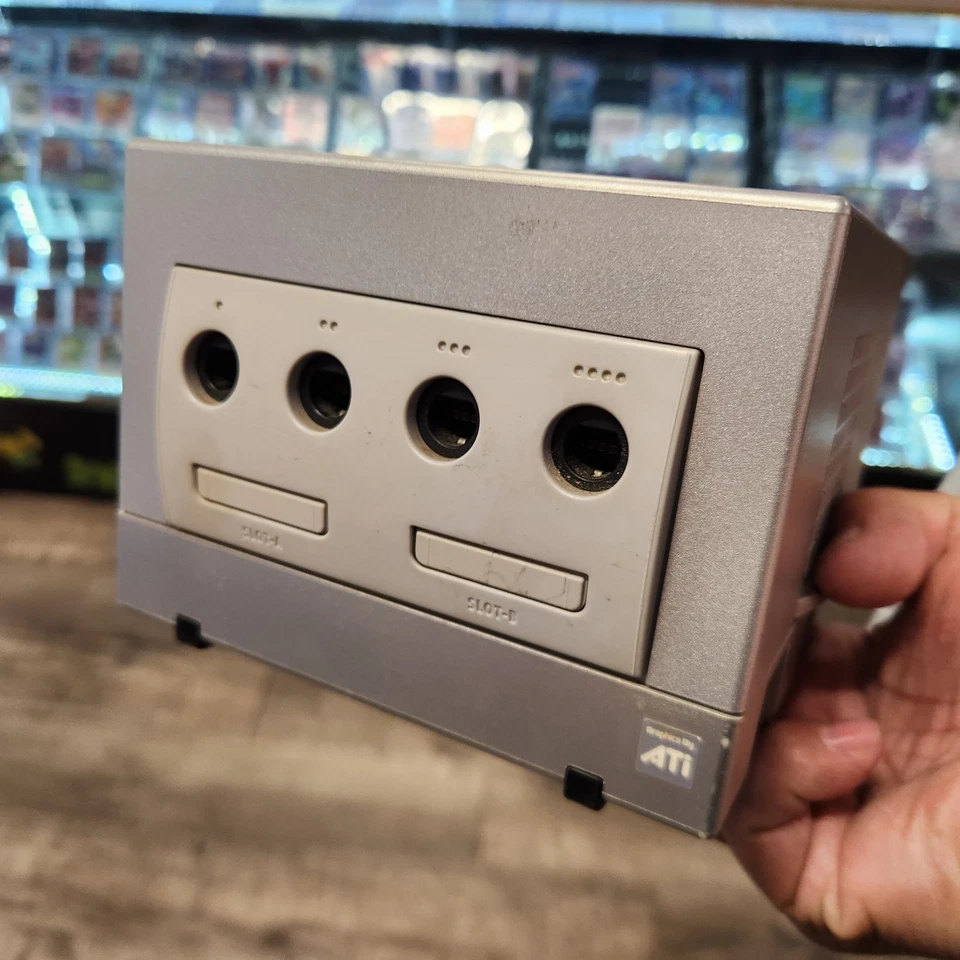 Nintendo Gamecube Console AV OUT ONLY - For Parts Or Repair DOL-101 USA - Image 4 of 4