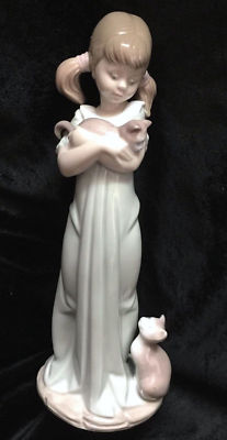 LLADRO (リヤドロ)〜猫(5743) Amazon.co.jp: リヤドロ LLADRÓ 人形 驚いた仔猫ちゃん 01005236