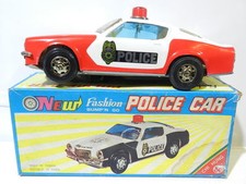 POLICE HIGHWAY PATROL CAR PLASTIC AND TIN TOY BATTERY OPERATED MINT WORKS 1970
