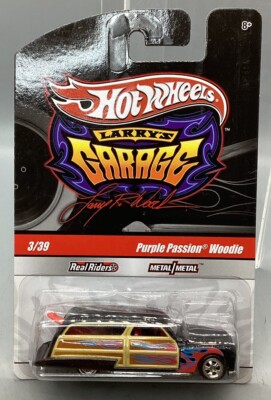 Hot Wheels Larry s Garage 3/39 Purple Passion Woodie Real Riders